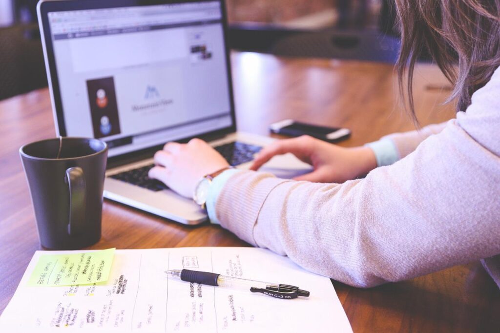 Should A Freelancer Form An LLC?