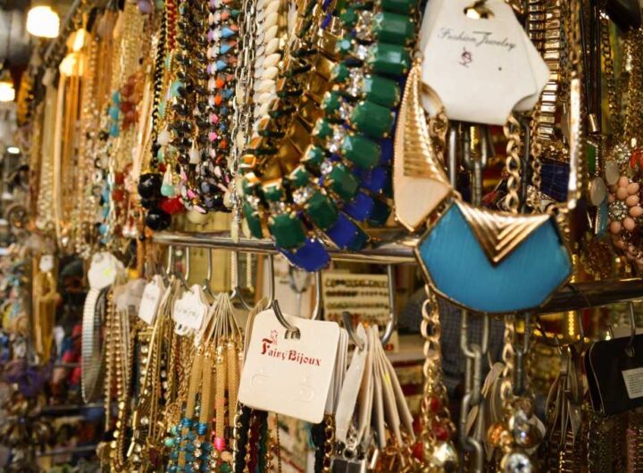 Online Shopping In Mumbai: An Excellent Way To Wow Your Family & Friends