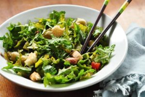 What Is The Healthiest Way To Eat Salad