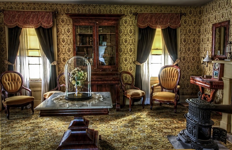 Antique Valuations